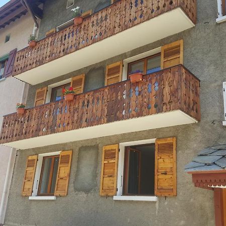 Chambre A Louer A La Nuitee Lanslebourg-Mont-Cenis Exteriér fotografie